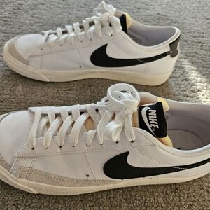 Nike Blazer Low '77, Women's,  size 10